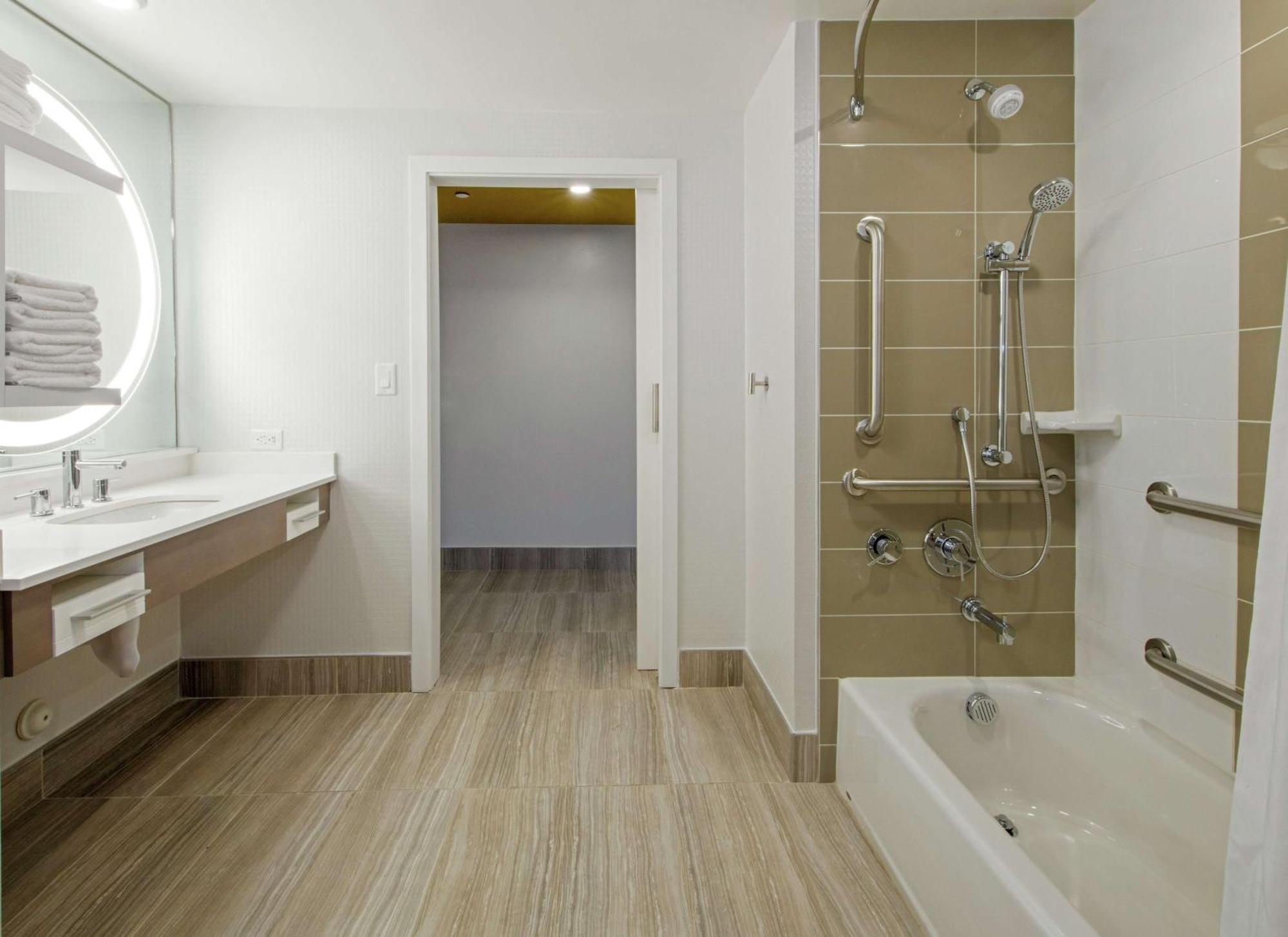 Hampton Inn & Suites Raleigh-Durham Airport-Brier Creek Exteriör bild
